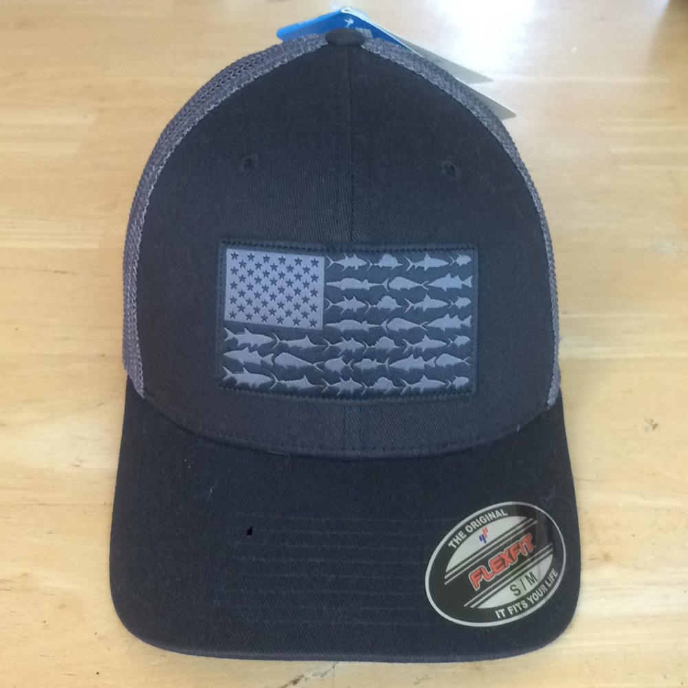 Columbia black unisex hat NWT